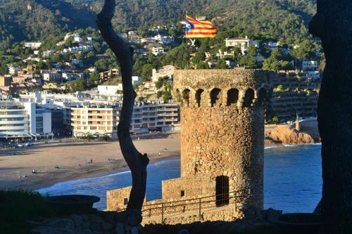The Catalan flag flying over Tossa